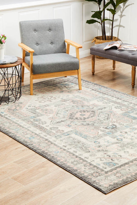 Avenue 704 Silver Rug