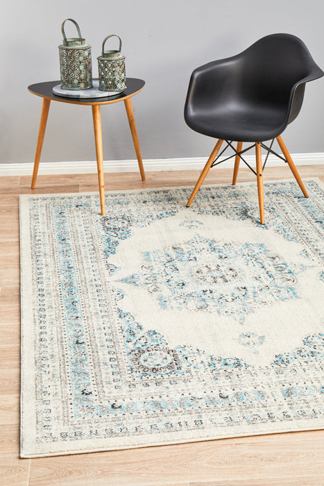 Century 922 White Rug